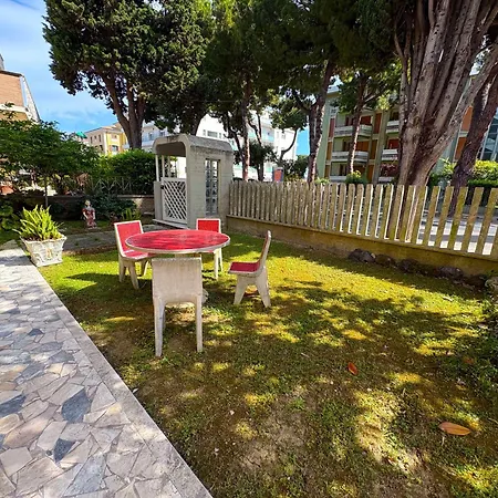 Residenza D'annunzio 100 Pineto